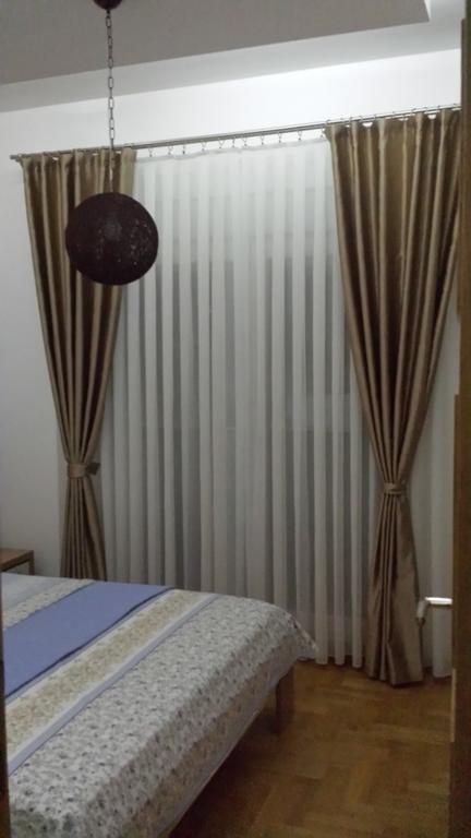 Apartment Fini Tivat Buitenkant foto