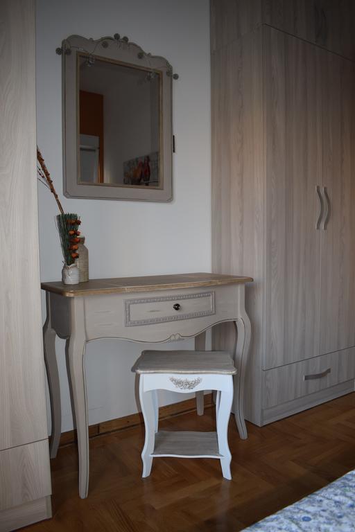 Apartment Fini Tivat Buitenkant foto