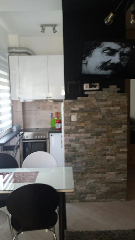 Apartment Fini Tivat Buitenkant foto